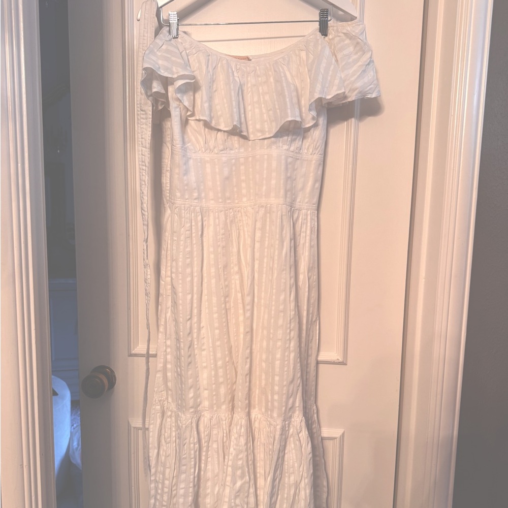 Tory Burch Size 4 Long Off-shoulder dress